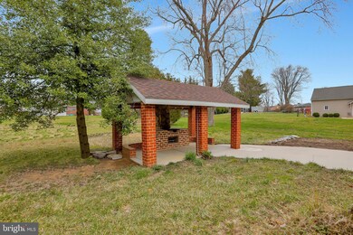 16624 Tammany Ln, Williamsport, MD 21795 - photo 4