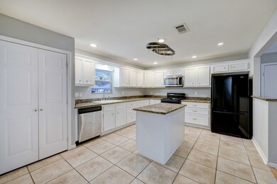 5314 De Lange Ln, Houston, TX 77092 - photo 6