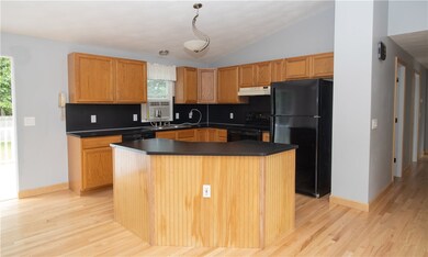30 Lillian Ct, Warwick, RI 02886 - photo 5