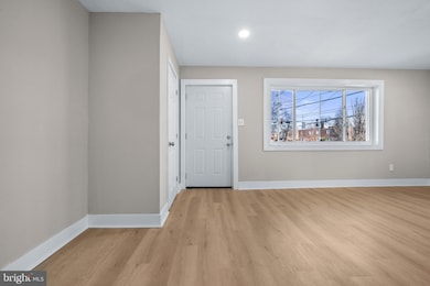 2723 Keating St, Temple Hills, MD 20748 - photo 5