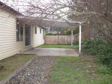 1104 NW Elm St, Grants Pass, OR 97526 - photo 7