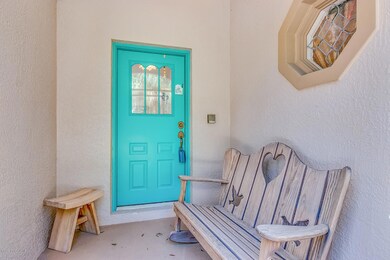 ENCLOSED PORCH!