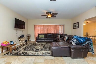 unlisted-address, Davie, FL 33314 - photo 7