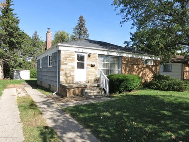 3216 Timber Dr, Lansing, MI 48917 - photo 3