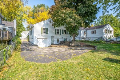 6424 Forest Ct, Windsor Heights, IA 50324 - photo 4