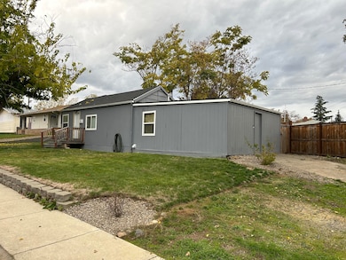 845 Manzanita St, Central Point, OR 97502 - photo 3