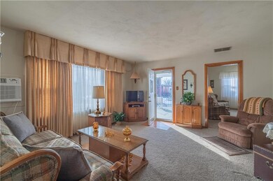 1520 N E St, Elwood, IN 46036 - photo 5