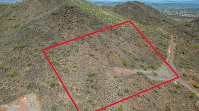 18XX W Sentinel Rock Rd-large-007-013-18