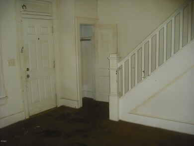 146 S Harris Ave, Columbus, OH 43204 - photo 2