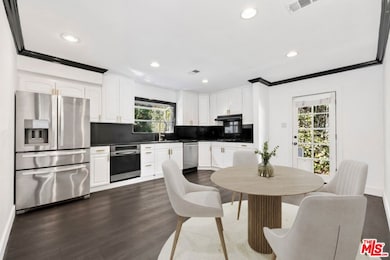 Photo is virtually staged