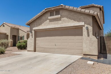 18432 N Comet Trail, Maricopa, AZ 85138 - photo 2