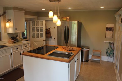 Kitchen2