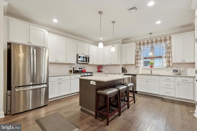 504 Holstein St, Bridgeport, PA 19405 - photo 3