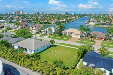 437 S Heathwood Dr, Marco Island, FL 341