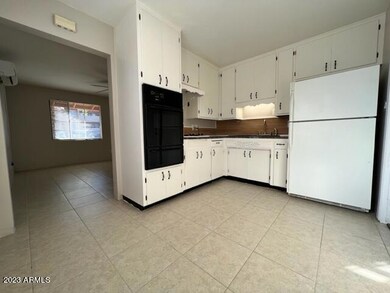 2023 S Forest Ave, Tempe, AZ 85282 - photo 5