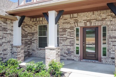 11310 Raven Claw Dr, Tomball, TX 77375 - photo 4