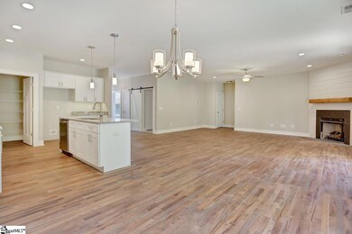 901 Log Shoals Rd, Greenville, SC 29607 - photo 5