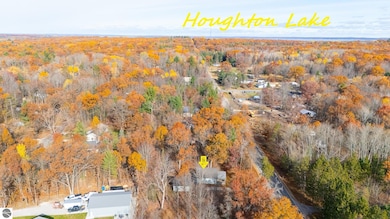 3610 Tower Hill Rd, Houghton Lake, MI 48629 - photo 5