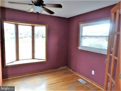 529 Jersey Ave, Atco, NJ 08004 - photo 7