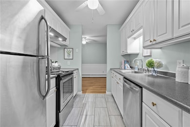 345 Main Rd unit 204, Tiverton, RI 02878 - photo 4