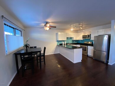 Kitchen/Dining