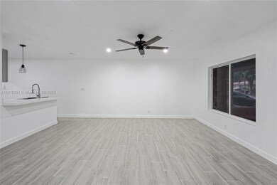 7516 NW 44th Ct unit B, Coral Springs, FL 33065 - photo 6