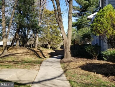 8637 Beekman Place unit 37C, Alexandria, VA 22309 - photo 3