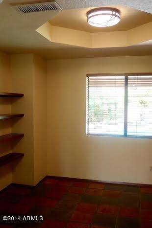 Large office or den