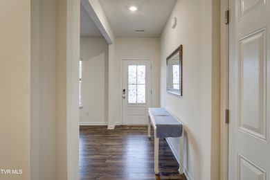 2472 Bridgeforth Crossing, Kingsport, TN 37664 - photo 7