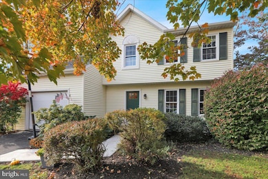 345 Village Spring Ln, Reinholds, PA 17569 - photo 2