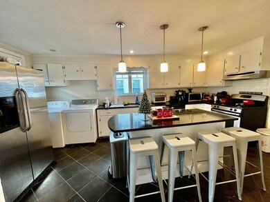 147 4th St unit 1, Medford, MA 02155 - photo 2