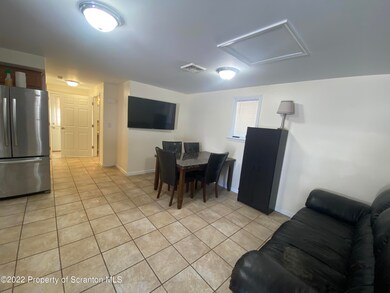 303 Butler St, Dunmore, PA 18512 - photo 3