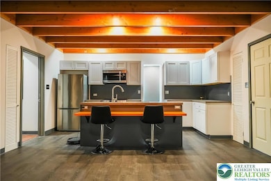 335 Walnut Dr unit 1, Northampton, PA 18067 - photo 2