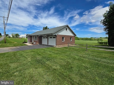 27 Kempsville Rd, Kutztown, PA 19530 - photo 2