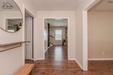 4306 Briar Cliff Dr, Wichita Falls, TX 76309 - photo 5