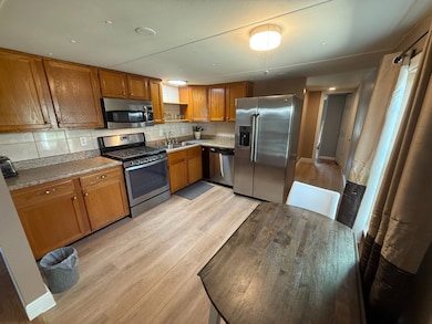 34700 S Haines Creek Rd unit B, Leesburg, FL 34788 - photo 3