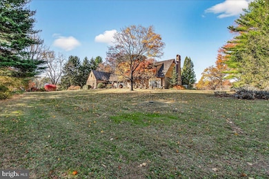 6400 Griffith Rd, Gaithersburg, MD 20882 - photo 2