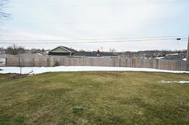 200 32nd St NW, Cedar Rapids, IA 52405 - photo 7