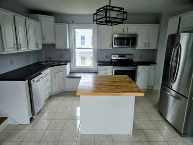 76 Plain St unit 2, Taunton, MA 02780 - photo 2