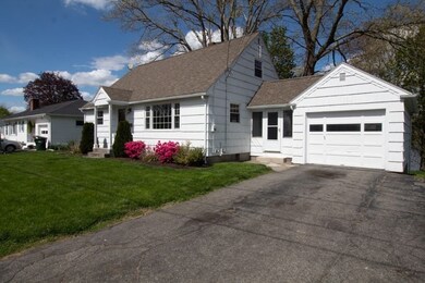 8 Massasoit Dr, Leicester, MA 01524 - photo 4