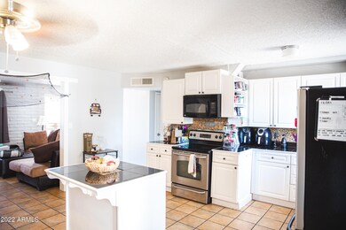 Kitchen 3