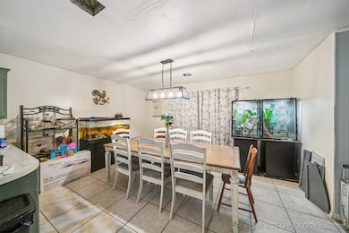 2702 S 27th St, Muskogee, OK 74401 - photo 7