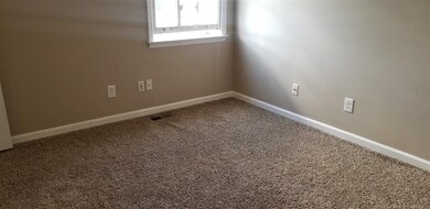 716 Whitthorne St, Shelbyville, TN 37160 - photo 6