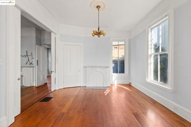 1746 8th St, Oakland, CA 94607 - photo 7