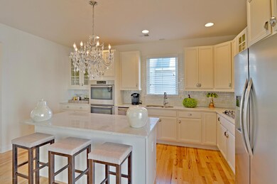 006_Kitchen
