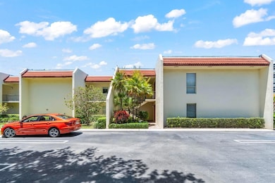 1707 Consulate Place unit 202, West Palm Beach, FL 33401 - photo 2