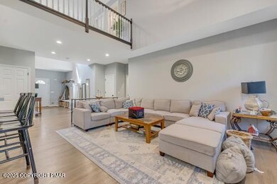 115 Michaels Run, Stroudsburg, PA 18360 - photo 4