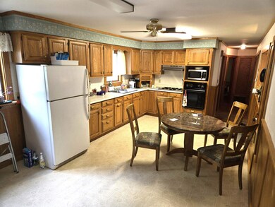 19 Nutter St, Rochester, NH 03867 - photo 3