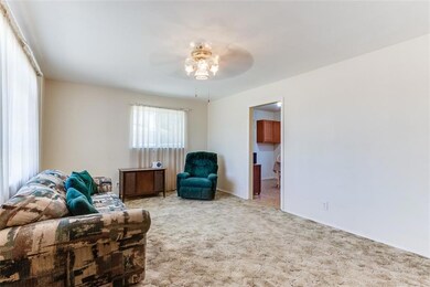 8120 Algerita Ct, El Paso, TX 79915 - photo 4