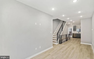 2428 Jasper St unit A, Philadelphia, PA 19125 - photo 3